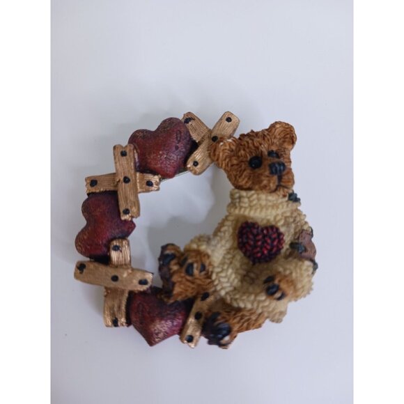Boyds Bears Bearwear Vintage Pin Brooch Resin Valentines X's and Hearts 2" - Picture 2 of 5